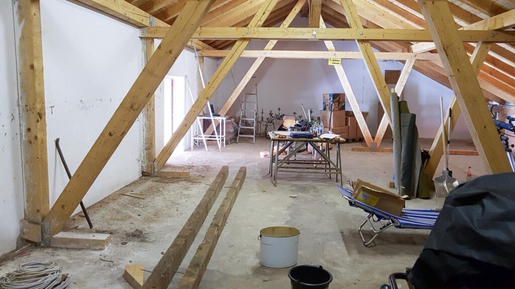 zimmerei_hofeneder_dachbodenausbau-01 Zimmerei Hofeneder in Mögling bei Pilsting | Dachbodenausbau